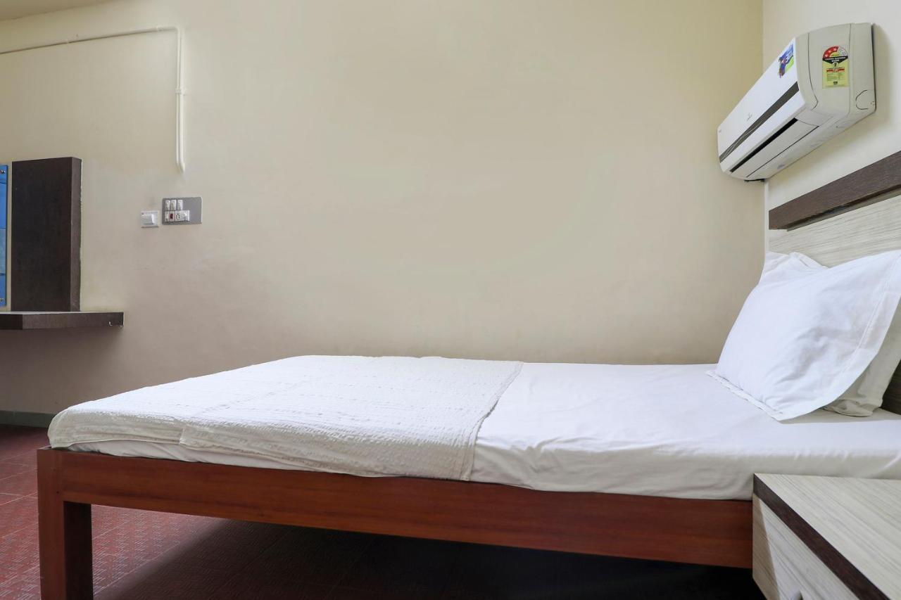 สปอต ออน 60610 มาลาพร ทัวริสต์โฮม Hotel Kannur ภายนอก รูปภาพ