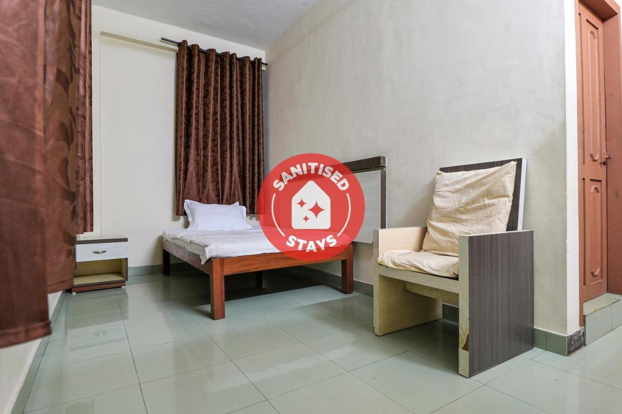 สปอต ออน 60610 มาลาพร ทัวริสต์โฮม Hotel Kannur ภายนอก รูปภาพ