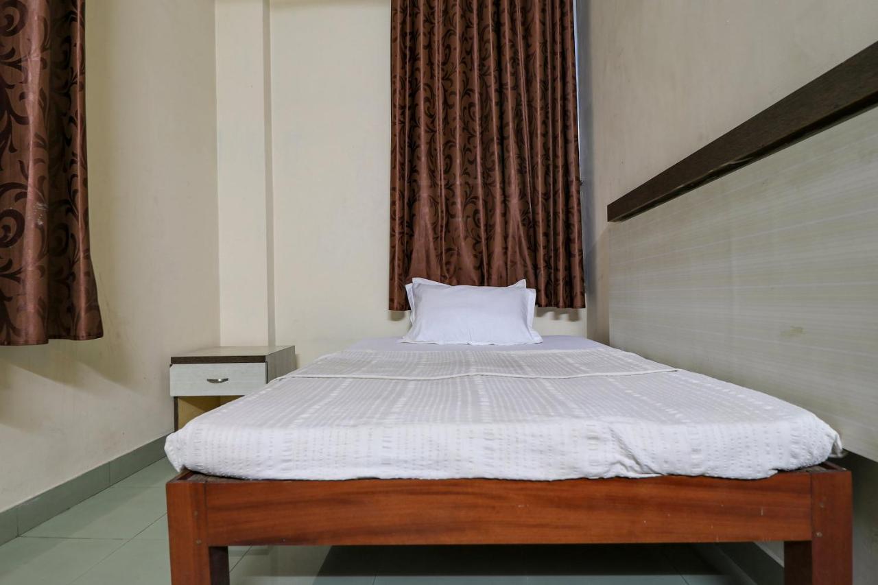 สปอต ออน 60610 มาลาพร ทัวริสต์โฮม Hotel Kannur ภายนอก รูปภาพ
