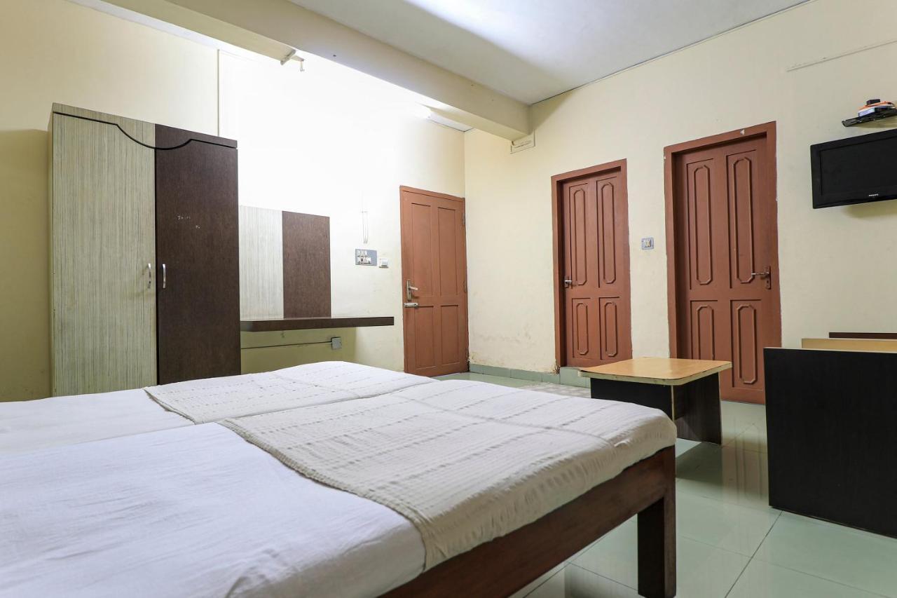 สปอต ออน 60610 มาลาพร ทัวริสต์โฮม Hotel Kannur ภายนอก รูปภาพ